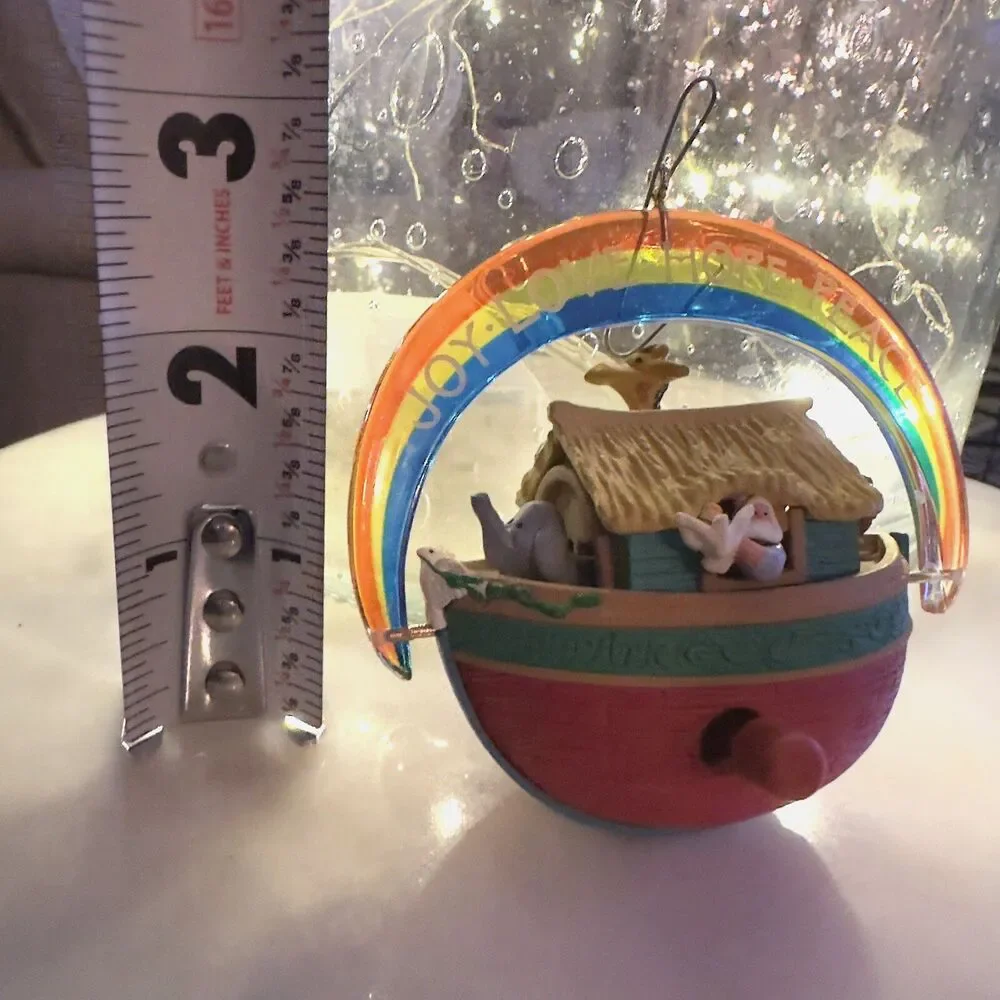 1991 Noahs Ark Hallmark Ornament Windup Motion Rainbow Joy Love Hope Peace VTG